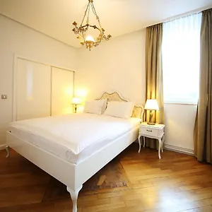 3* Aparthotel Minka