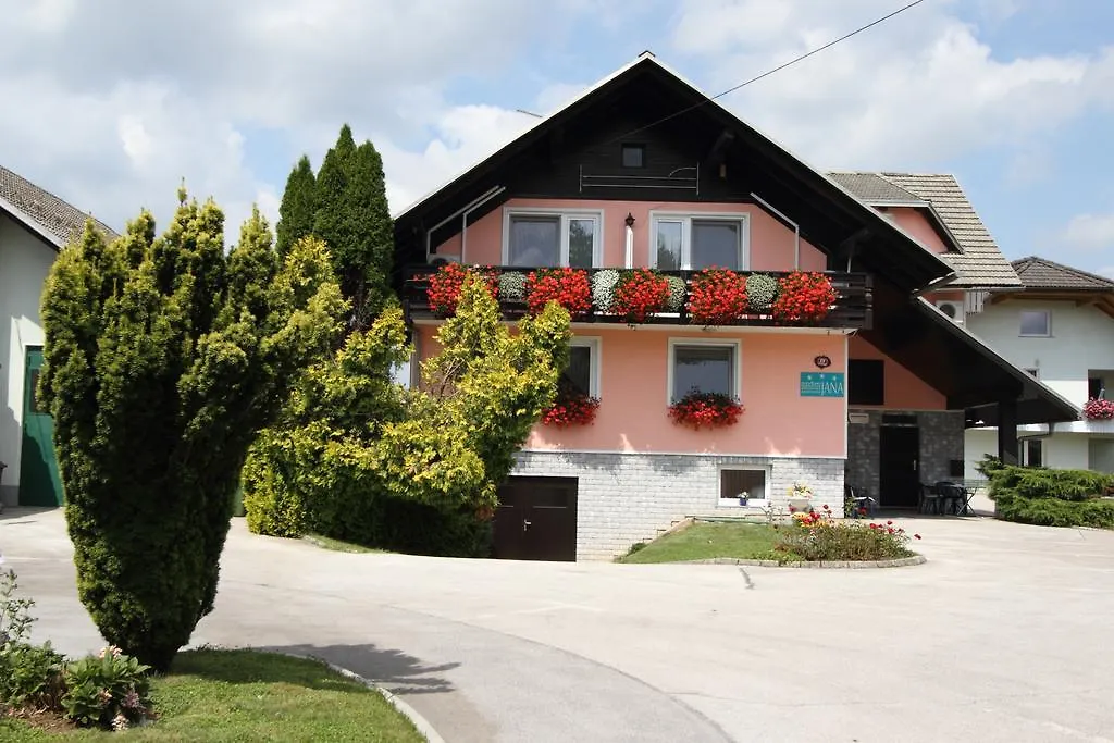 Rooms & Apartments Jana Cerklje na Gorenjskem Slovenia