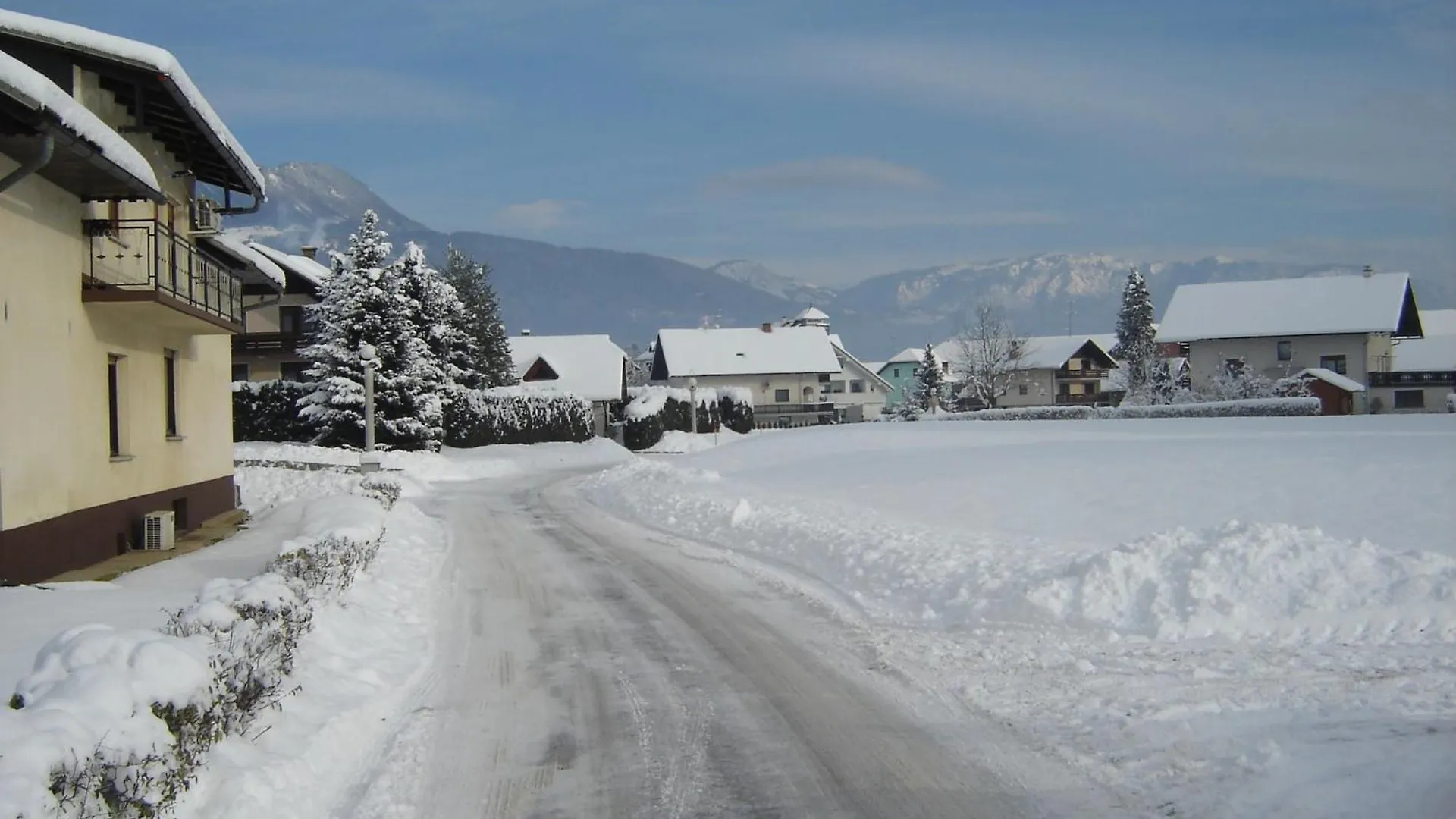 *** Bed & Breakfast Rooms & Apartments Jana Cerklje na Gorenjskem Slovenia