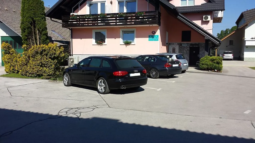 *** Bed & Breakfast Rooms & Apartments Jana Cerklje na Gorenjskem Slovenia